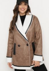 Ciemnobrązowa Kurtka Biker o Kroju Marynarki Ocieplona Futerkiem Typu Baranek Saliria. Brązowe kurtki Born2be, l, bez wzorów, z jeansu, bez kaptura. Za 309.99 zł.