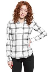 KOSZULA DAMSKA KOSZULA WRANGLER REGULAR 1PKT SHIRT OFF WHITE W5Q5OR737 112130294. Białe koszule Wrangler, s, bez wzorów, bez kołnierzyka, bez ramiączek. Za 129.99 zł.