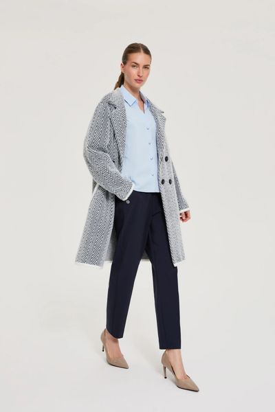 Płaszcz midi w jodełkę szary. Szare płaszcze MOODO, l, bez wzorów, z poliamidu, bez kaptura. Za 219.99 zł.