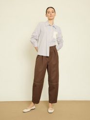 BGN Koszula w kolorze biało-jasnobrązowym rozmiar: 34. Białe koszule BGN, bez wzorów, bez kołnierzyka, bez ramiączek. Za 108.99 zł.