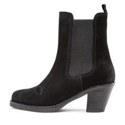 Botki Simple. Czarne botki Simple, bez wzorów, bez obcasa, na słupku, bez zapięcia. Za 569.99 zł.