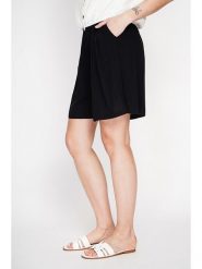 ASSUILI Bermudy w kolorze czarnym rozmiar: 38. Czarne szorty Assuili, bez wzorów. Za 100.99 zł.