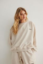 Bluza damska o kroju regular fit w kolorze LATTE MELANGE - MANLY-UNI. Brązowe bluzy Marsala, uniwersalny, bez wzorów, z bawełny, bez kaptura. Za 319.90 zł.
