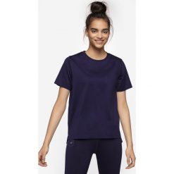 T-shirt damski TSD290 - ciemny fiolet. T-shirty 4f, bez wzorów, bez kołnierzyka, bez ramiączek. W wyprzedaży za 19.99 zł.