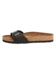 Comfortfusse Skórzane klapki w kolorze czarnym rozmiar: 35. Czarne klapki Comfortfüße, bez wzorów, z nubiku, z otwartym noskiem, bez obcasa. Za 167.28 zł.