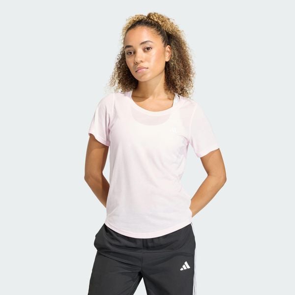 Koszulka Workout Essentials Scoop Neck. Czerwone bluzki Adidas, bez wzorów, sportowe, bez kołnierzyka, bez ramiączek. Za 109.00 zł.
