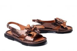 BOMBONELLA P158 202-1 brązowy, sandały damskie. Brązowe sandały Bombonella, bez wzorów, ze skóry, bez obcasa, na obcasie, bez zapięcia. Za 203.92 zł.