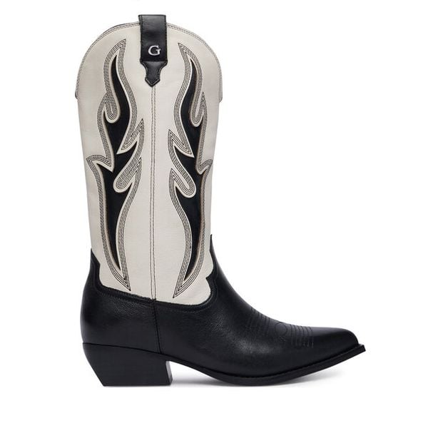 Botki Guess. Czarne botki Guess, z aplikacjami, bez obcasa, na słupku, bez zapięcia. Za 954.99 zł.
