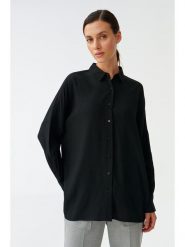 TATUUM Bluzka w kolorze czarnym rozmiar: 36. Czarne bluzki Tatuum, bez wzorów, z wiskozy, bez kołnierzyka, bez ramiączek. Za 87.40 zł.