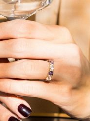 DIAMOND & CO Złoty pierścionek "Carat Color" z diamentami, kwarcem i ametystem rozmiar: 54. Różowe pierścionki Diamond & Co, z ametystem, złote. Za 1,174.99 zł.