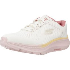 Buty SKECHERS GO RUN CONSISTENT 2.0 Beżowy. Brązowe obuwie sportowe Skechers, z tkaniny, bez zapięcia. Za 361.65 zł.