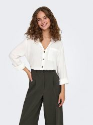 JDY Bluzka "Laurel Life" w kolorze białym rozmiar: S. Białe bluzki JDY, s, bez wzorów, z wiskozy, klasyczne, bez kołnierzyka, bez ramiączek. Za 83.81 zł.