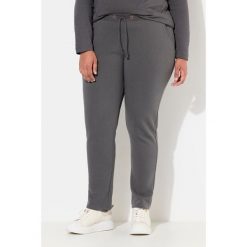 Damskie Spodnie dresowe miękki materiał wewnętrzny elastyczna gumka w pasie. Szare spodnie dresowe Ulla Popken, plus size, bez wzorów, z bawełny. Za 195.99 zł.