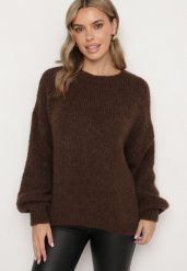 Brązowy Sweter o Klasycznym Prostym Kroju z Domieszką Wełny i Wiskozy Sezisya. Brązowe swetry Born2be, na zimę, uniwersalny, z aplikacjami, z jeansu, bez ramiączek. Za 169.99 zł.
