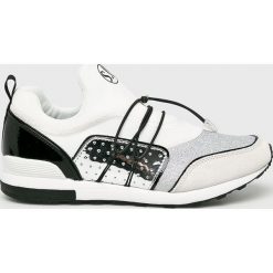 S. Oliver - Buty. Białe obuwie sportowe S.Oliver, z materiału, bez zapięcia. W wyprzedaży za 199.90 zł.