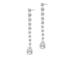 Kolczyki z białego złota z diamentami - 2,45 ct - próba 750. Białe kolczyki Apart, z diamentem, złote. Za 85,990.00 zł.