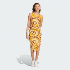 Sukienka adidas x FARM Premium. Brązowe sukienki Adidas, xs, bez wzorów, sportowe, bez kołnierzyka, bez ramiączek, sportowe. W wyprzedaży za 235.30 zł.
