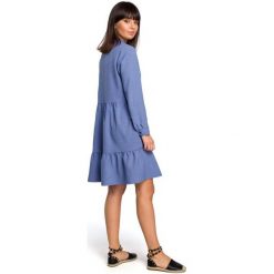 BeWear sukienka damska L niebieski. Niebieskie sukienki Bewear, l, bez wzorów, bez kołnierzyka, bez ramiączek. W wyprzedaży za 220.00 zł.