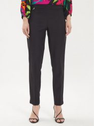 Joseph Ribkoff Chinosy 241231 Czarny Straight Fit. Czarne spodnie materiałowe Joseph Ribkoff, bez wzorów, z syntetyku. Za 289.99 zł.