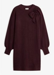 Dzianinowa sukienka z aplikacją w kształcie kokardy. Czerwone sukienki bonprix, z aplikacjami, z dzianiny, bez kołnierzyka, bez ramiączek. Za 139.99 zł.
