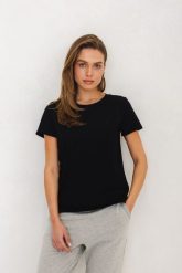 T-SHIRT INGA CZARNY Z HAFTEM S - Flawless. Czarne koszulki sportowe Flawless, bez wzorów, z bawełny, bez ramiączek. Za 219.00 zł.