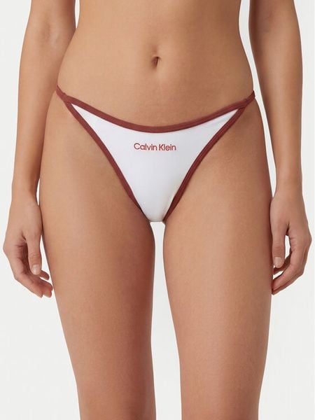 Calvin Klein Underwear Stringi LV00QF8892 Biały. Białe stringi Calvin Klein Underwear, bez wzorów, z bawełny. Za 99.99 zł.
