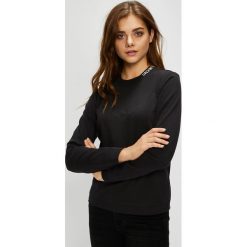 Calvin Klein Jeans - Bluza. Czarne bluzy Calvin Klein Jeans, l, z bawełny, bez kaptura. Za 249.90 zł.