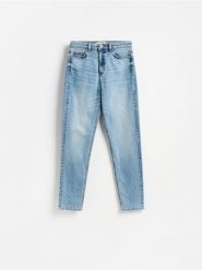 Jeansy mom fit slim long leg - niebieski. Niebieskie jeansy Reserved, bez wzorów. Za 129.99 zł.