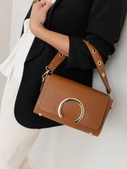 Lia Biassoni Skórzana torebka "Solano" w kolorze jasnobrązowym - 24 x 16 x 8 cm rozmiar: onesize. Brązowe torby na ramię Lia Biassoni, bez wzorów, z materiału, na ramię, bez dodatków. Za 321.97 zł.