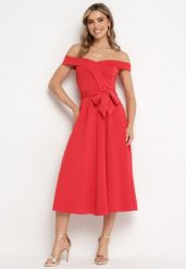 Czerwona Elegancka Sukienka o Fasonie Hiszpanki z Materiałowym Paskiem Xaelia. Czerwone sukienki Born2be, na spotkanie biznesowe, l, bez wzorów, z materiału, eleganckie, bez kołnierzyka, bez ramiączek, midi. Za 129.99 zł.