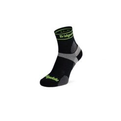 Skarpety biegowe Bridgedale Ultra Lt T2 Merino Sport 3/4 Crew. Czarne skarpety Bridgedale, bez wzorów. Za 101.17 zł.