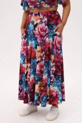 Rozkloszowana spódnica Solea MIDI w print piwonii PLUS SIZE XXL OVERSIZE. Spódnice Moda Size Plus Iwanek, na co dzień, l, bez wzorów, z bawełny, eleganckie, plus size, midi, oversize. W wyprzedaży za 229.90 zł.