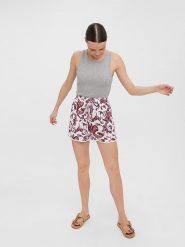 Vero Moda Szorty "Peace" w kolorze bordowo-białym rozmiar: XS. Białe szorty Vero Moda, bez wzorów, z wiskozy, z podwyższonym stanem. Za 30.63 zł.