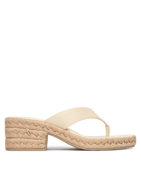 Calvin Klein Klapki Block Heel Espa 50 Thong Lth HW0HW02902 Beżowy. Brązowe klapki Calvin Klein, bez wzorów, ze skóry, bez obcasa. Za 529.99 zł.