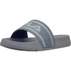 Klapki Fila Model Morro Bay Slipper Kolor Szary. Białe klapki Fila, bez wzorów, z materiału, bez obcasa. Za 89.00 zł.