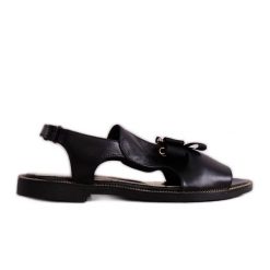 Czarne sandały z kokardką i cyrkonią KARINO. Czarne sandały z aplikacjami, eleganckie, z okrągłym noskiem, bez obcasa, na obcasie, bez zapięcia. Za 372.99 zł.