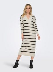 ONLY Sukienka dzianinowa w kolorze beżowym rozmiar: XL. Brązowe sukienki Only, na co dzień, xl, bez wzorów, z dzianiny, bez kołnierzyka, bez ramiączek, maxi, proste. Za 61.46 zł.