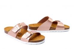 DR. BRINKMANN 700993-23 bronze, klapki damskie. Brązowe klapki Dr. Brinkmann, bez wzorów, bez obcasa. Za 174.17 zł.