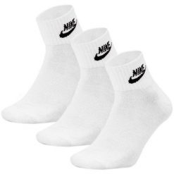 Skarpety Za Kostkę Unisex Adult Everyday Essential (zestaw 3 Sztuk). Białe skarpety Nike, bez wzorów. Za 117.99 zł.
