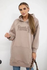 Bluza ocieplana z haftowanym napisem oversize ciemno beżowa. Brązowe bluzy KESI, l, bez wzorów, z bawełny, bez kaptura. Za 238.37 zł.