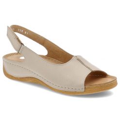 Beżowe Sandały Armodo Wygodne Obuwie Damskie. Brązowe sandały Armodo, bez wzorów, ze skóry, eleganckie, bez obcasa, bez zapięcia. Za 249.00 zł.