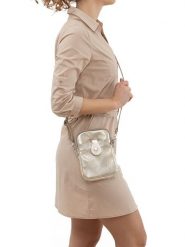 Lia Biassoni Skórzana torebka "Paglia" w kolorze złotym na telefon - 15 x 20 x 1 cm rozmiar: onesize. Żółte torby na ramię Lia Biassoni, bez wzorów, z materiału, przez ramię, bez dodatków. Za 130.99 zł.