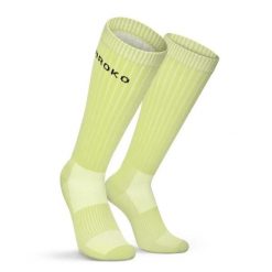 Podkolanówki do gry w padla Padel Siroko Contour Lime. Zielone skarpety SIROKO, bez wzorów, z materiału. Za 64.00 zł.