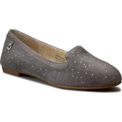 Lordsy UGG - W Bentlie Constellation 1008818 W/Gra. Szare lordsy UGG, bez wzorów, ze skóry, bez obcasa, na płaskiej podeszwie, bez zapięcia. W wyprzedaży za 229.00 zł.