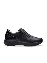 Clarks Skórzane sneakersy "Tivoli Zip" w kolorze czarnym rozmiar: 39,5. Czarne trampki Clarks, bez wzorów, bez zapięcia. Za 206.42 zł.