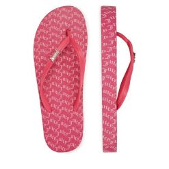 Japonki Juicy Couture. Czerwone klapki Juicy Couture, bez wzorów, bez obcasa. Za 79.99 zł.