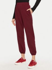 ViCOLO Spodnie dresowe TS0553 Bordowy Regular Fit. Czerwone spodnie dresowe ViCOLO, m, bez wzorów, z dresówki. Za 169.99 zł.