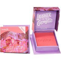 Crystah - Róż do policzków w odcieniu różowo-truskawkowym. Róże BENEFIT COSMETICS. Za 105.00 zł.