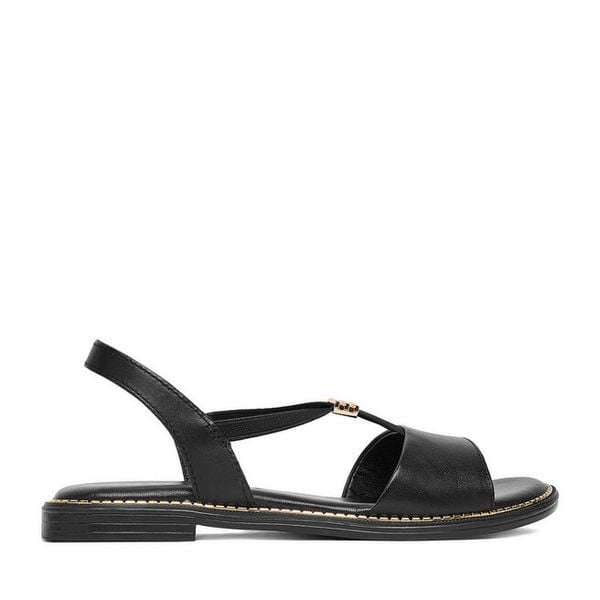 Sandały Lasocki. Czarne sandały Lasocki, bez wzorów, bez obcasa, na płaskiej podeszwie, bez zapięcia. Za 129.99 zł.