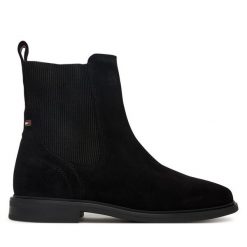 Sztyblety Tommy Hilfiger. Czarne botki TOMMY HILFIGER, bez wzorów, bez obcasa, na płaskiej podeszwie, bez zapięcia. Za 649.99 zł.